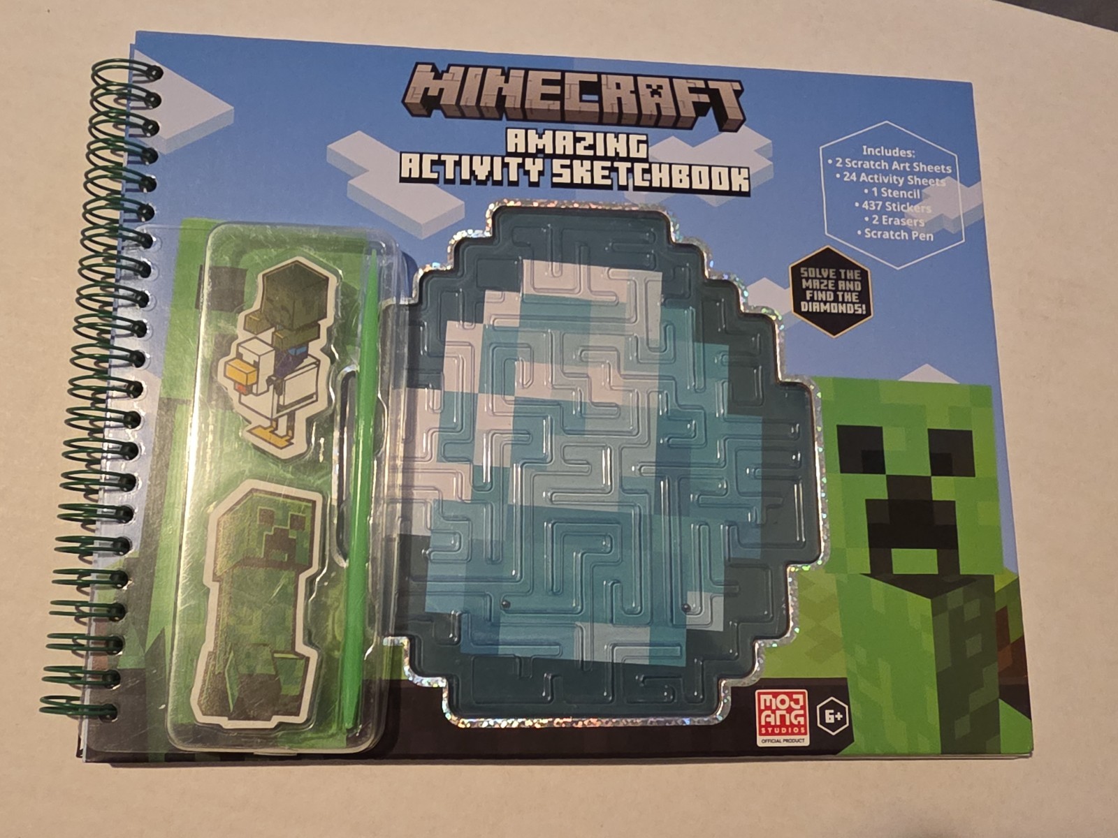 MINECRAFT Amazing Activity Sketchbook 2023 Mojang 437 Stickers Stencil Scratch