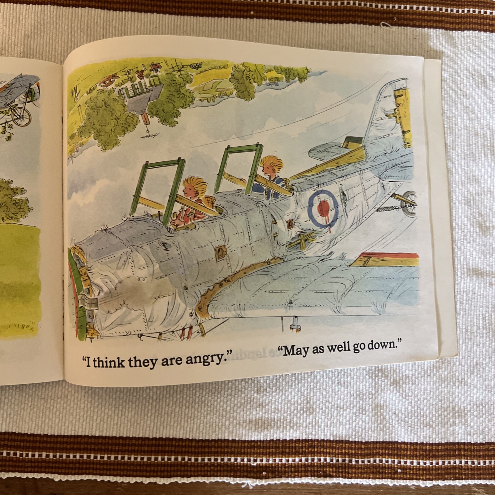BORED–NOTHING TO DO! by Peter Spier PB ~ VGC Orig Pub 1978, This Ed 1991 10×8”