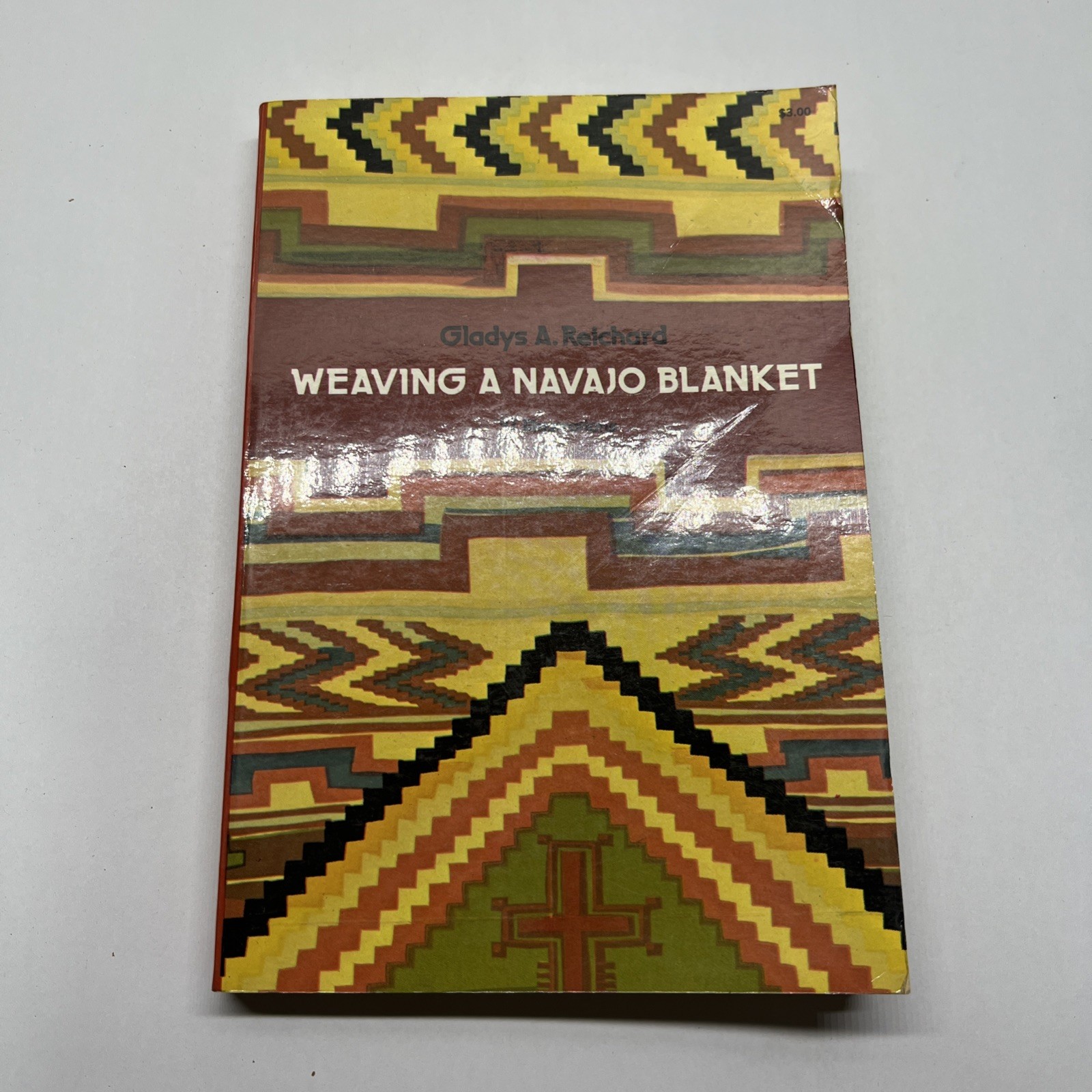 Weaving a Navajo Blanket by Gladys A. Reichard (2011, Paperback