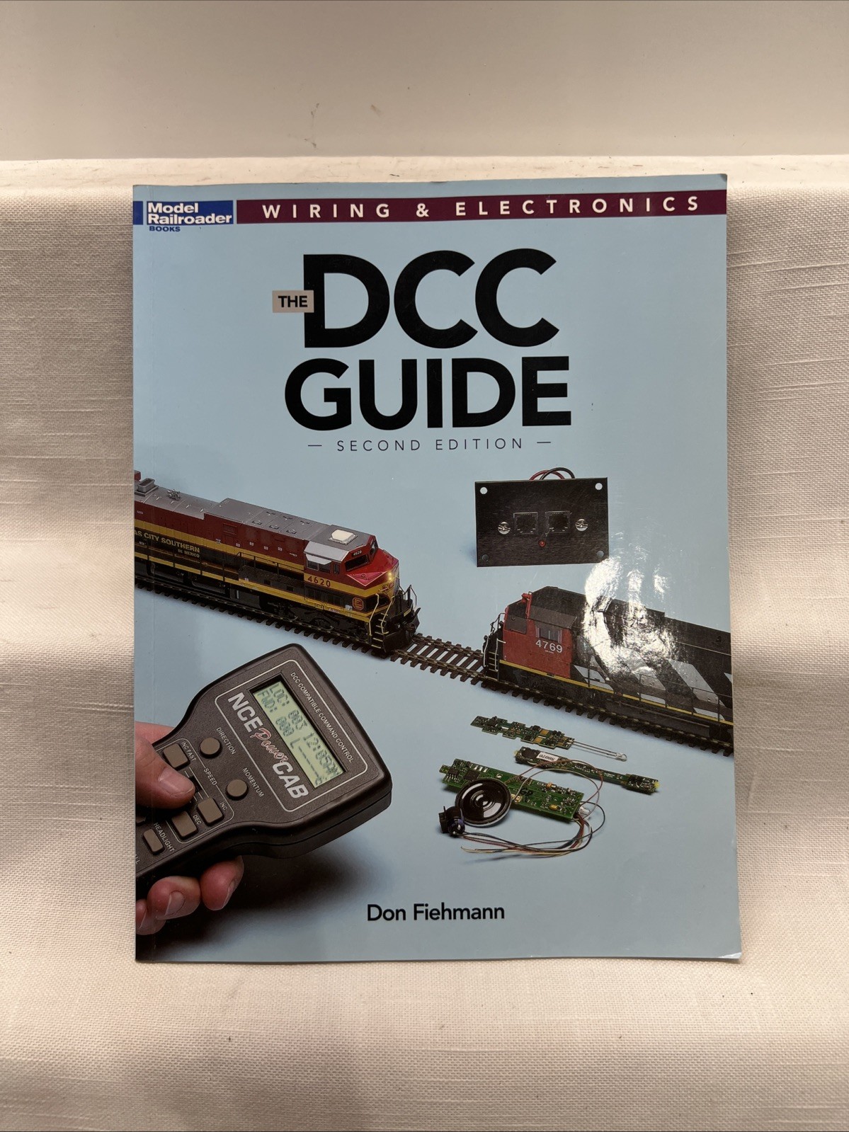 MODEL RAILROADING The DCC Guide Model Train & Wiring & Electronics 2nd Ed. 2014