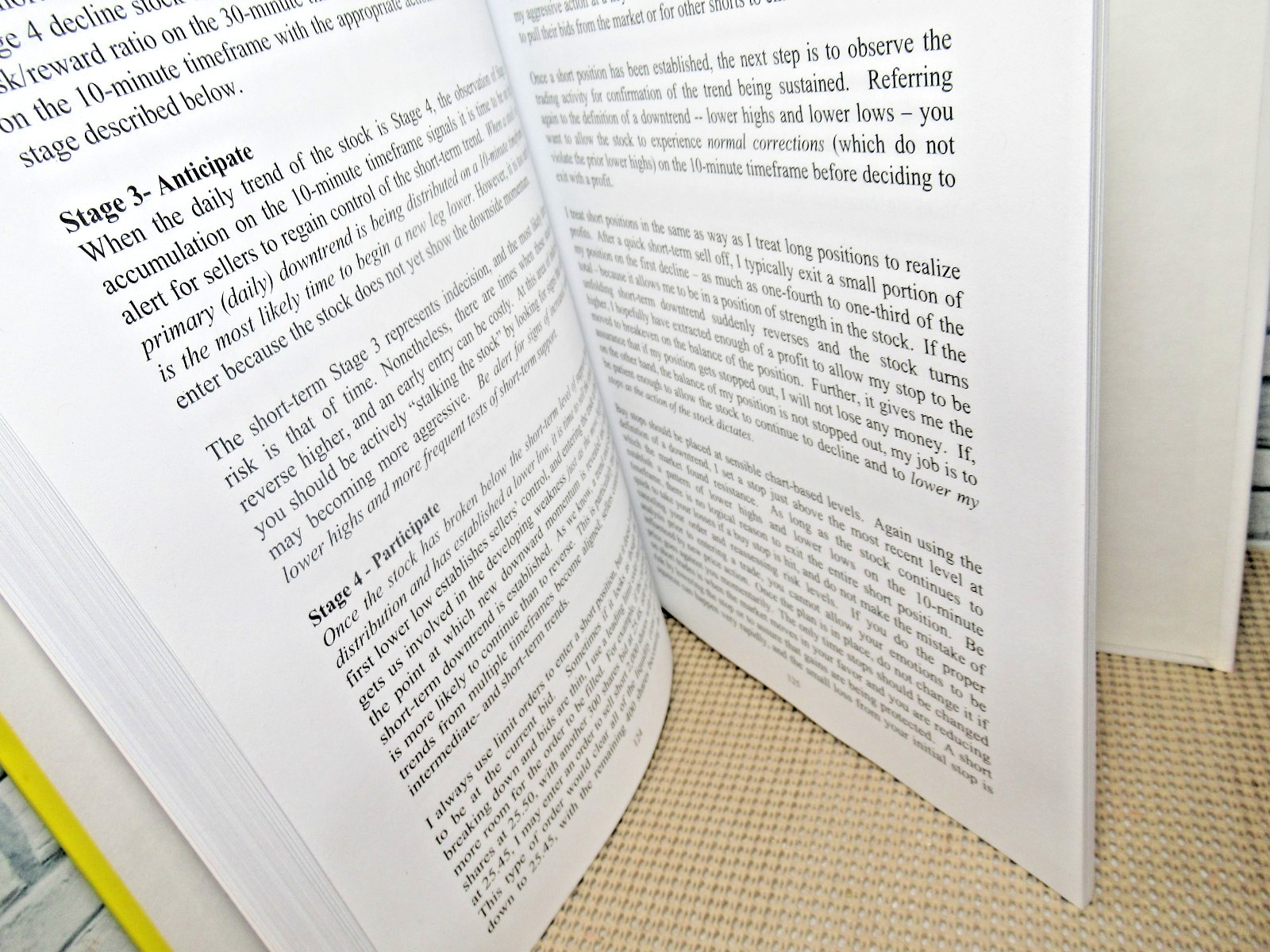 Technical Analysis Using Multiple Timeframes / Hardcover /2008/ by Brian Shannon