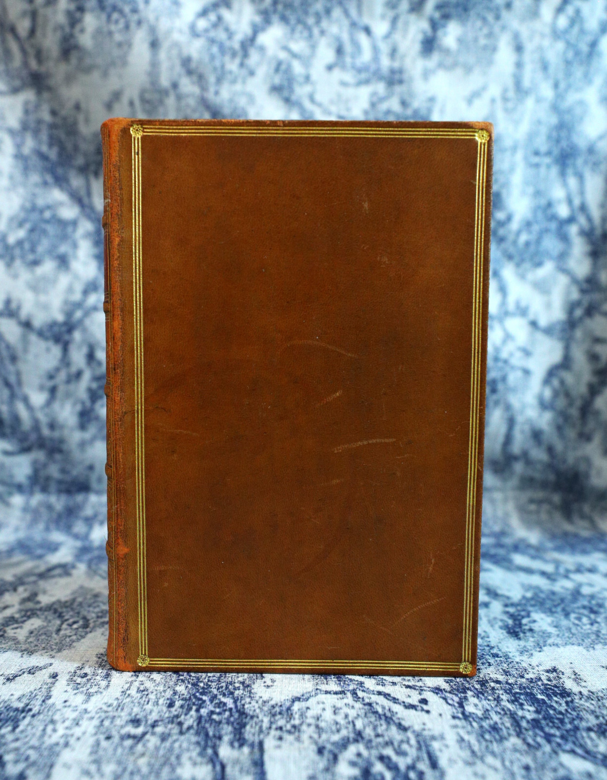 [Sh12] Fine Binding Leather, Thomas Nelson Pub. Dog Crusoe by RM Ballantyne