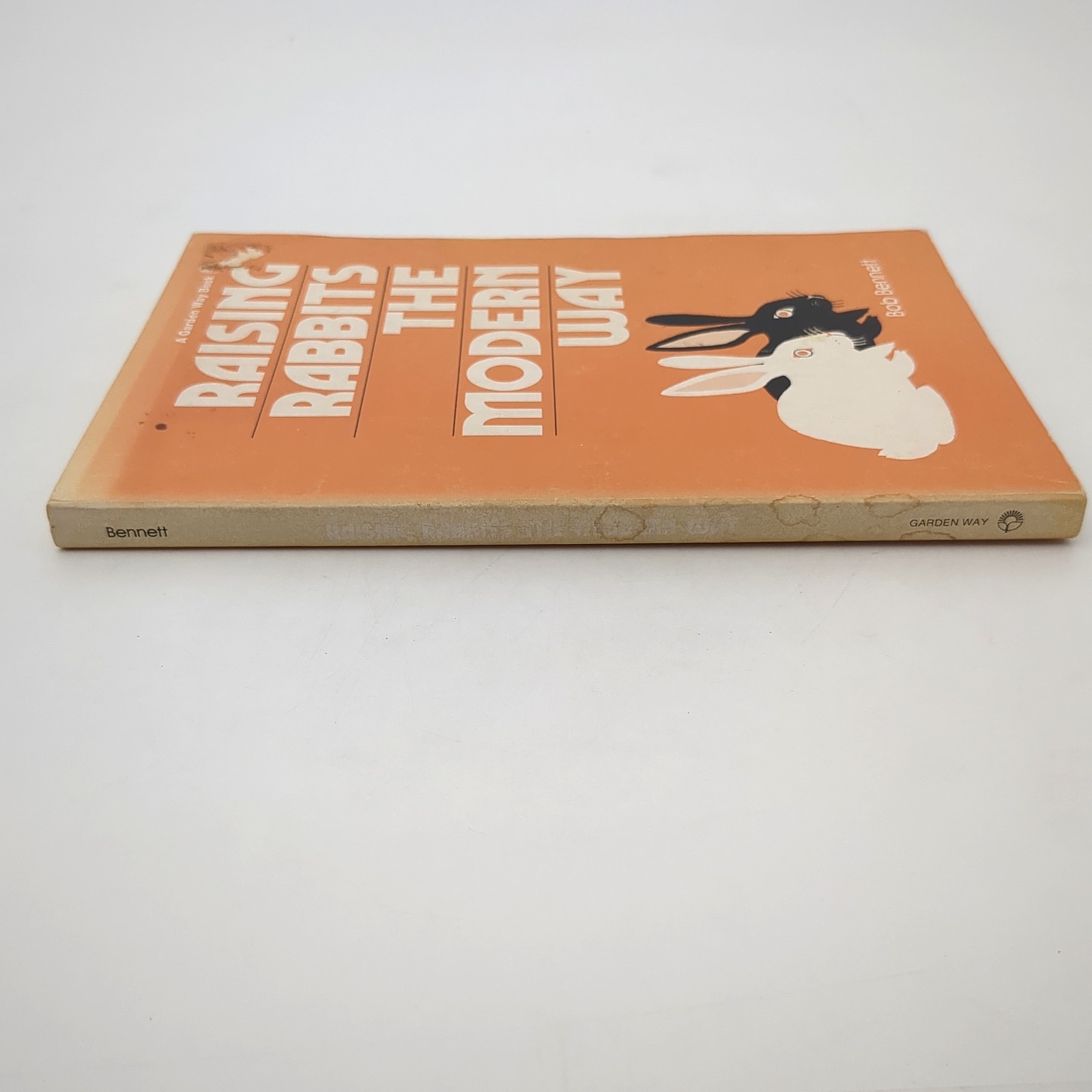 Raising Rabbits The Modern Way Livestock Homesteading Paperback Book Bob 1976