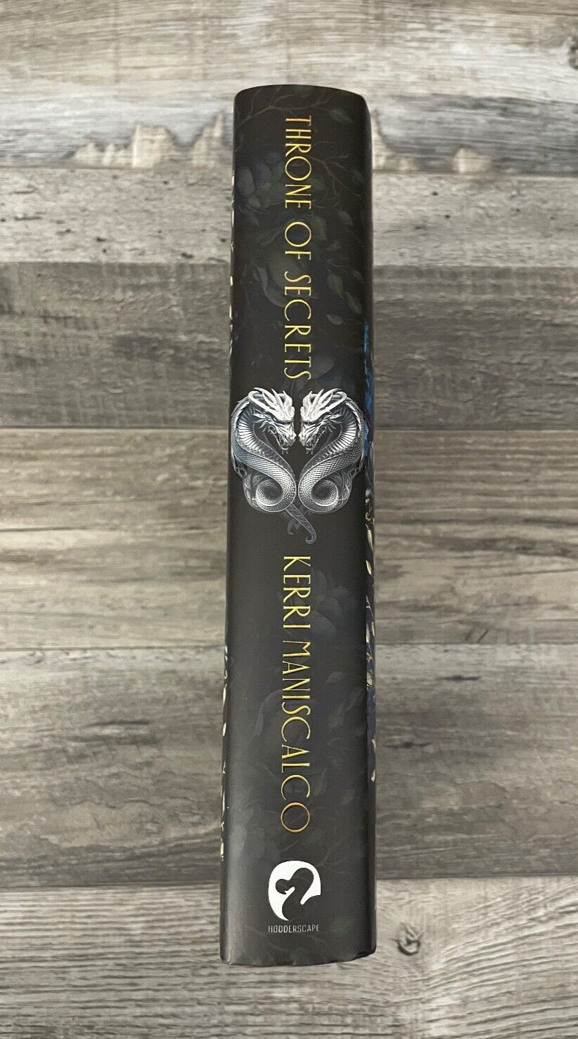 Waterstones THRONE OF SECRETS Kerri Maniscalco SPRAYED EDGES UK 1st/1st